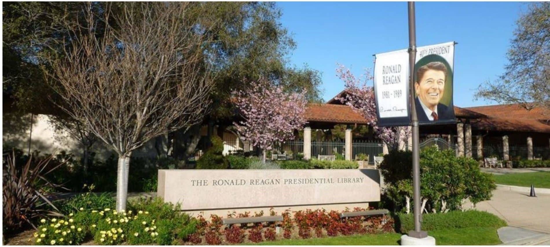 front of Ronald Reagan Presidential Library with fountain