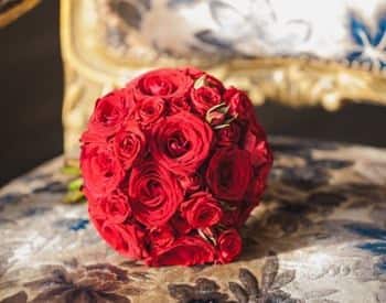 Bouquet of red roses